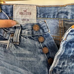 Hollister women’s jeans size 27.